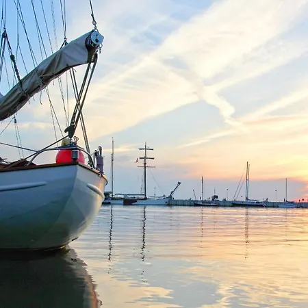 Apartmán Ferienhaus Distelfink Ferienwohnung 02 Groß Zicker